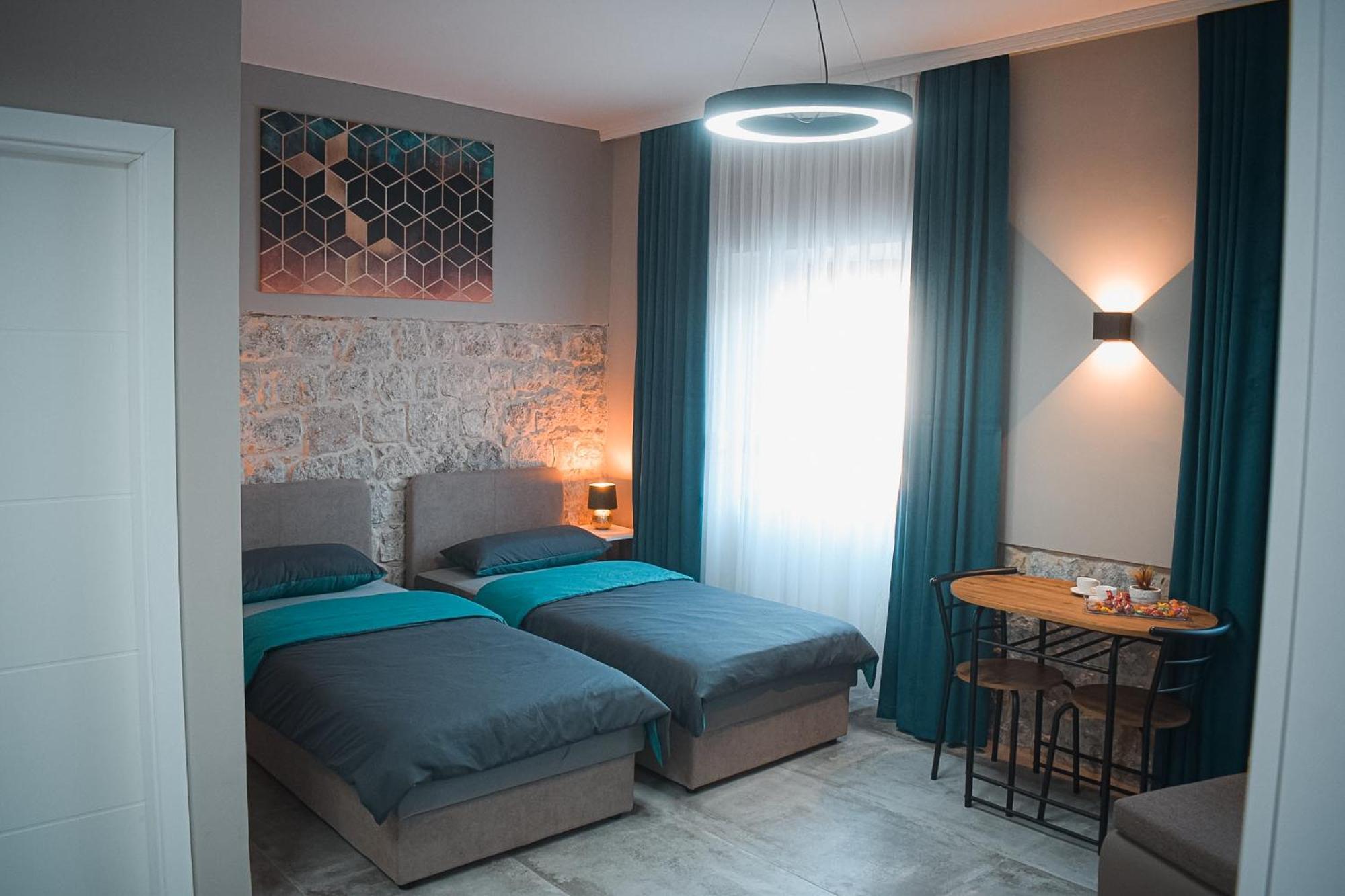 Apartments Jelovic Синь Экстерьер фото
